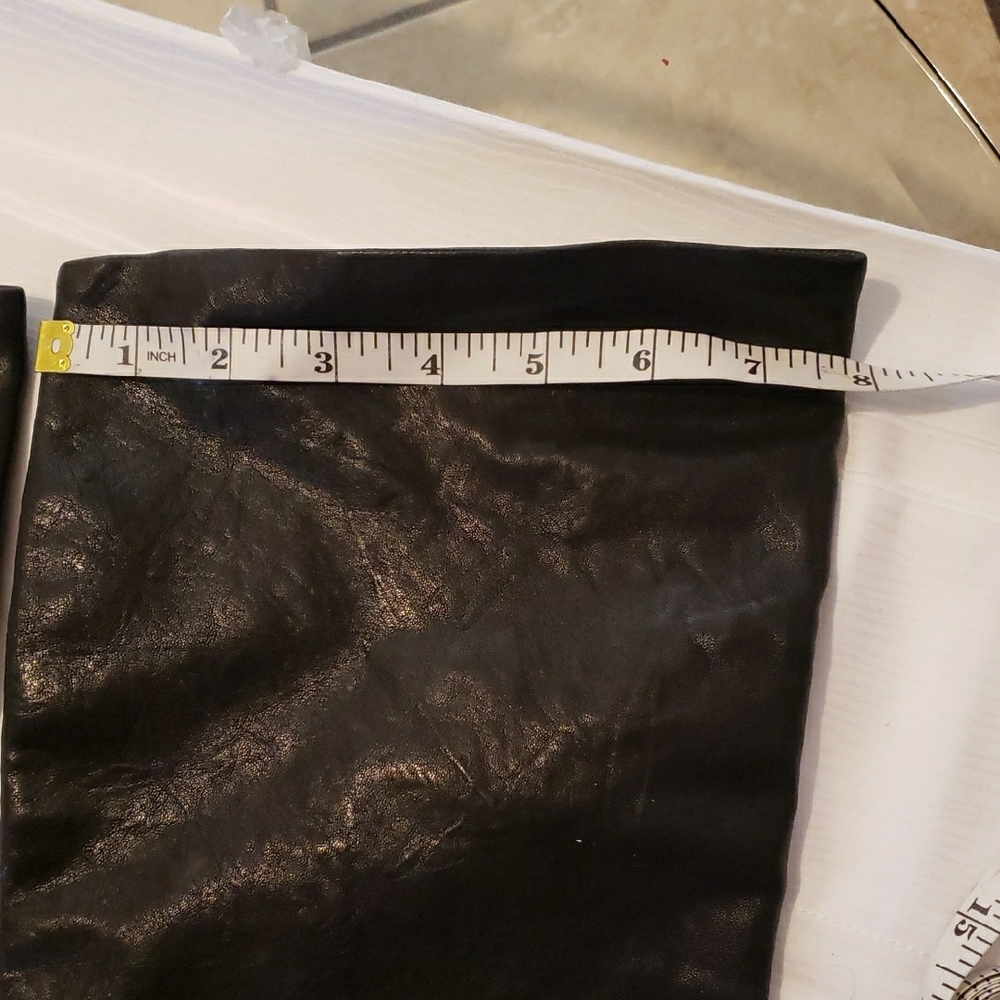 KORS,Michael Kors Black Over the Knee Boots Sleek Design,size 7, Worn Only Once. - Picture 5 of 9
